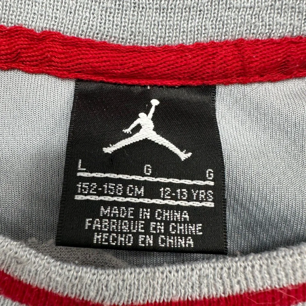 Air Jordan 23 Jersey Youth Size Large Gray Sleeveless Graphic Jumpman Logo #23
